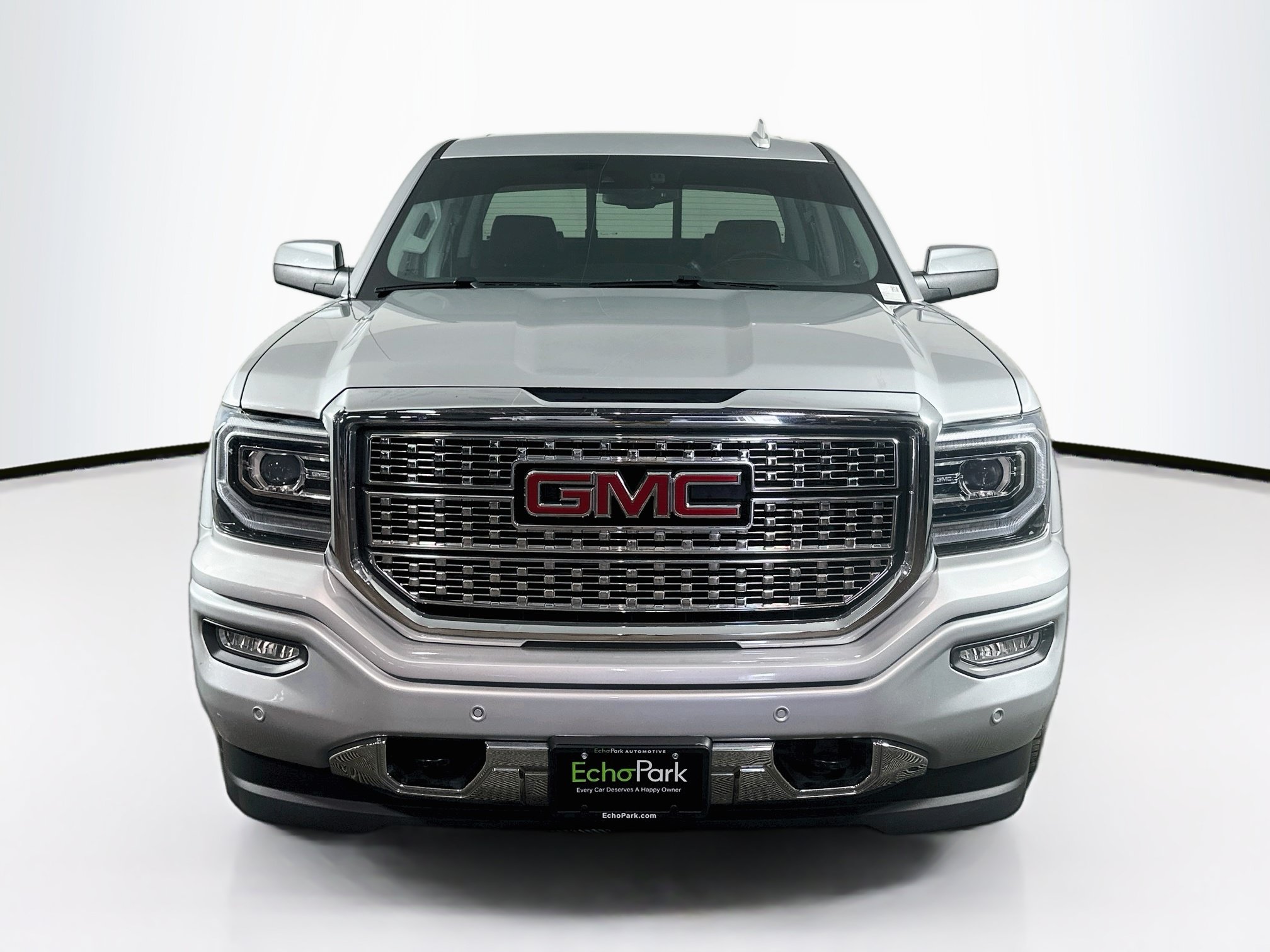 Used 2018 GMC Sierra 1500 Denali AWD/4WD image 2