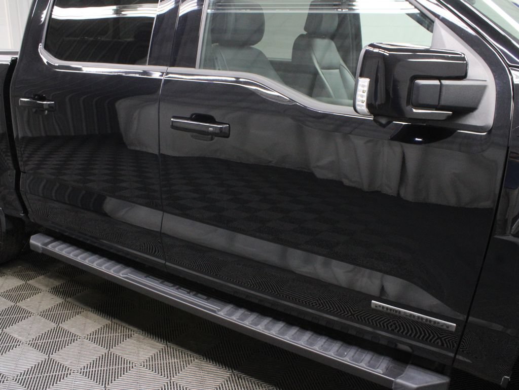 Used 2025 Ford F150 Lariat AWD/4WD image 44