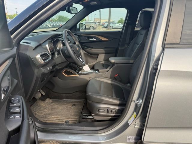 Used 2023 Chevrolet TrailBlazer ACTIV w/ Sun and Liftgate Package AWD/4WD image 14
