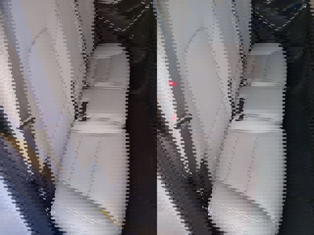 Used 2017 Hyundai Santa Fe Sport w/ 2.4L Tech Package 04 image 21