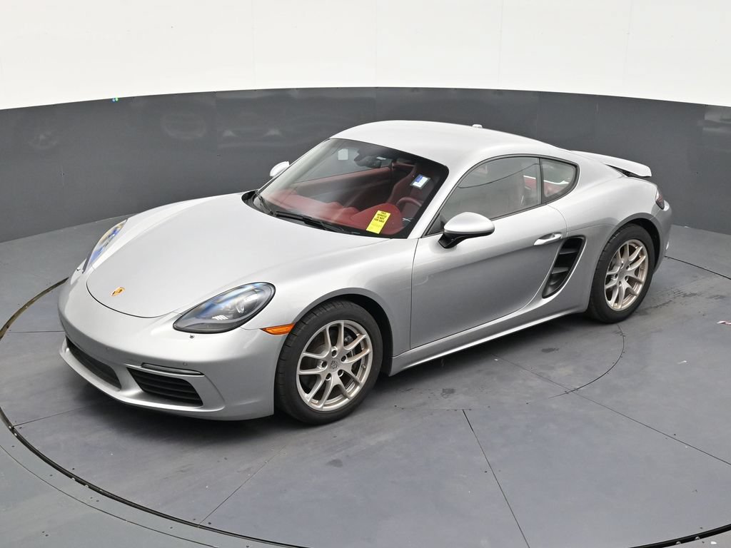 Used 2024 Porsche 718 Cayman RWD image 11