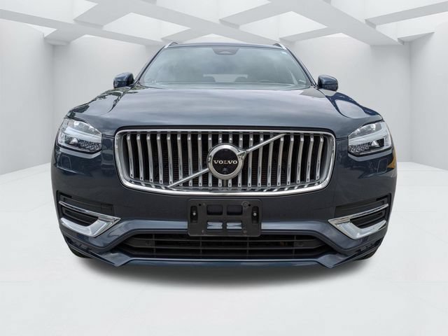 Certified 2023 Volvo XC90 B6 Plus AWD/4WD image 11