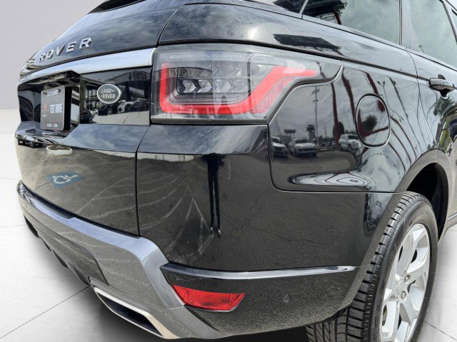 Used 2018 Land Rover Range Rover Sport HSE image 16