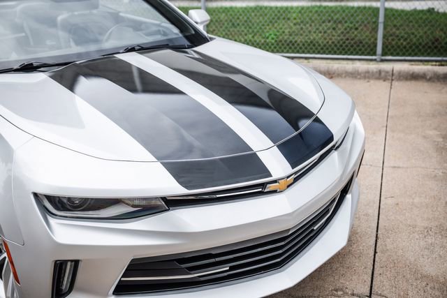 Used 2016 Chevrolet Camaro LT RWD image 29