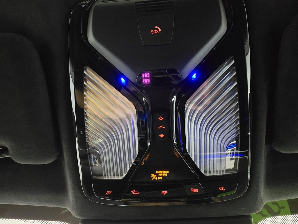 Certified 2024 BMW X7 M60i w/ Executive Package image 30