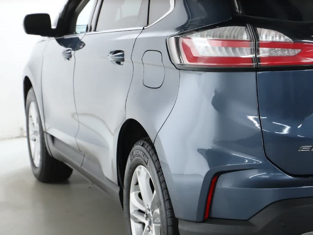 Used 2019 Ford Edge SEL w/ Equipment Group 201A AWD/4WD image 40