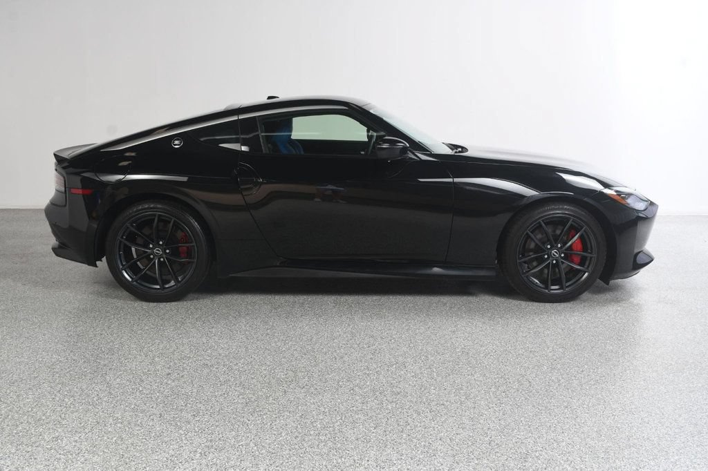 Used 2024 Nissan Z Performance w/ Floor Mat Package RWD image 25