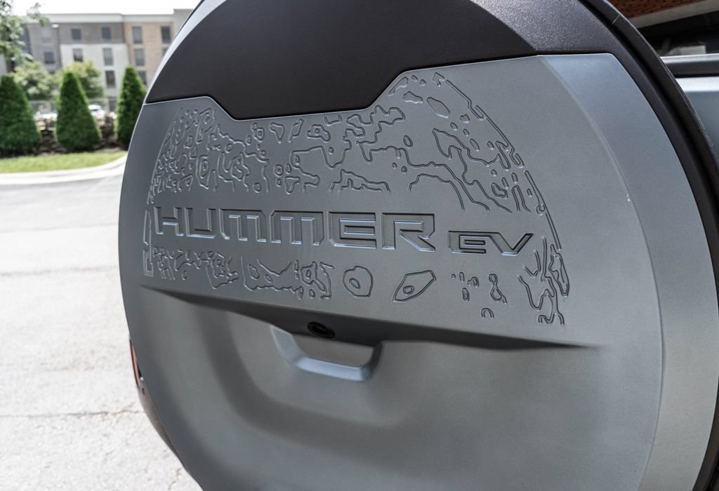 Used 2024 GMC Hummer EV 3X w/ Omega Edition AWD/4WD image 39