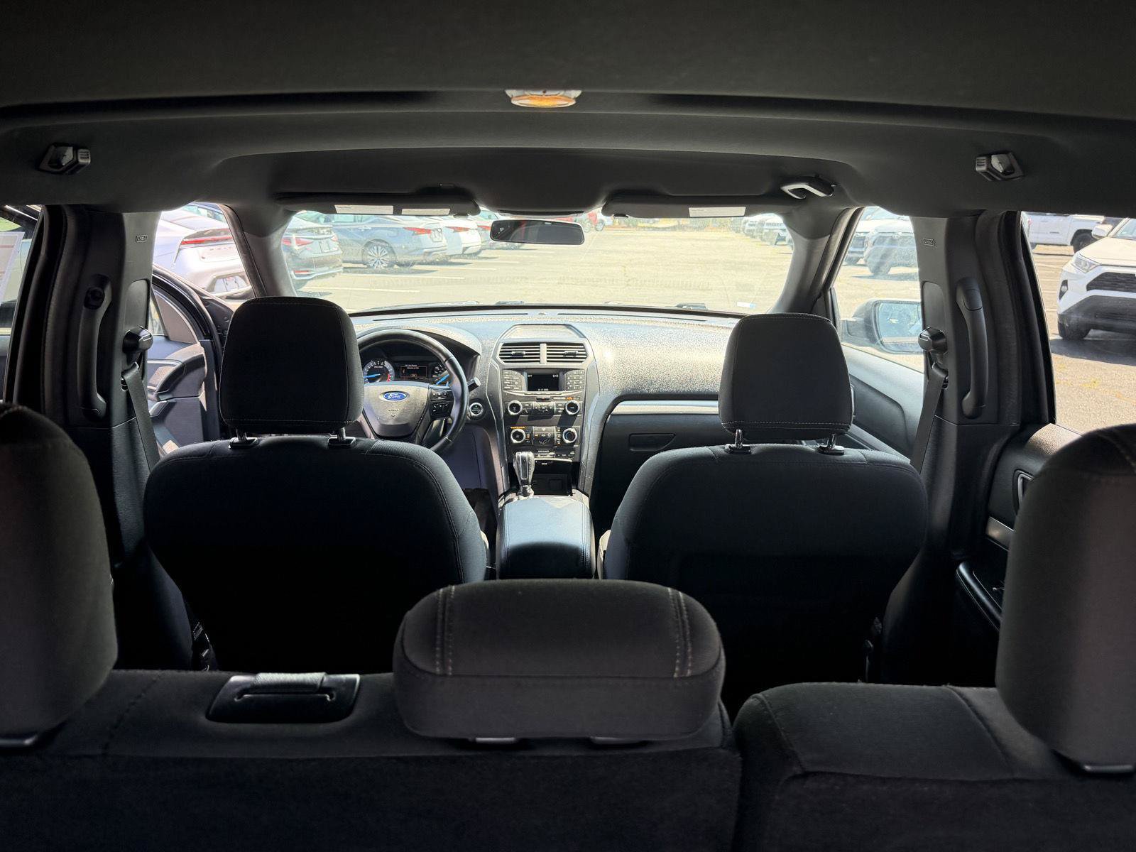 Used 2018 Ford Explorer XLT AWD/4WD image 21