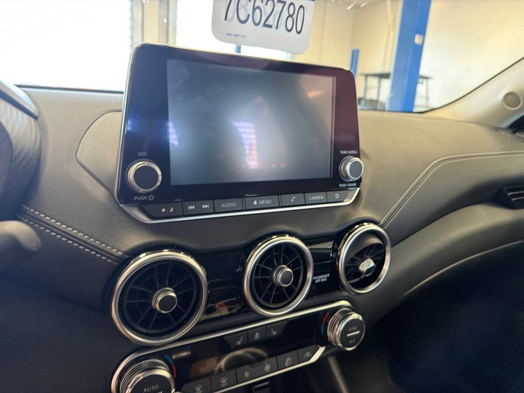 Used 2025 Nissan Sentra SV w/ All-Weather Package FWD image 4