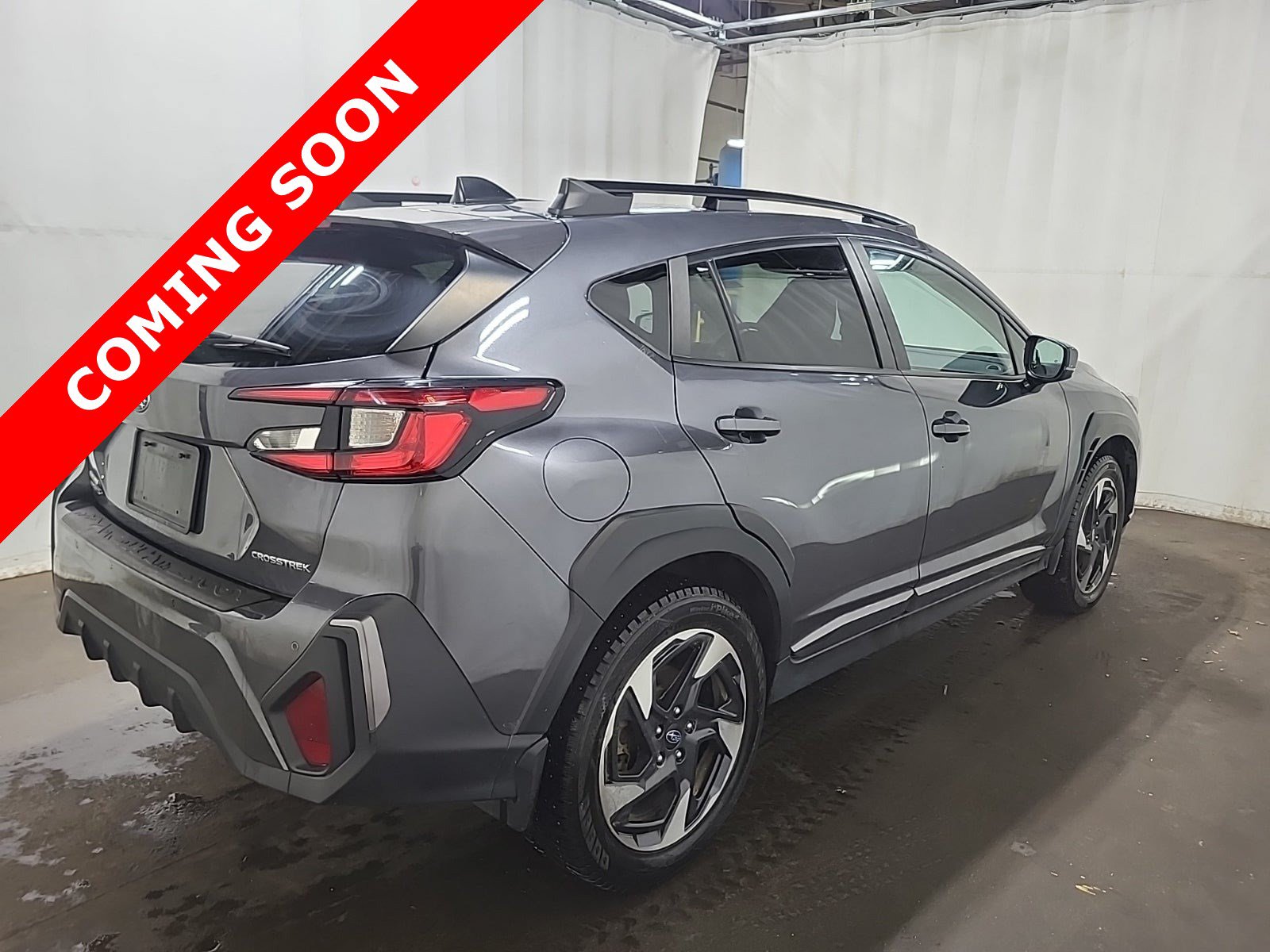 Used 2024 Subaru Crosstrek 2.5i Limited w/ Crosstrek Mirror Package AWD/4WD image 3