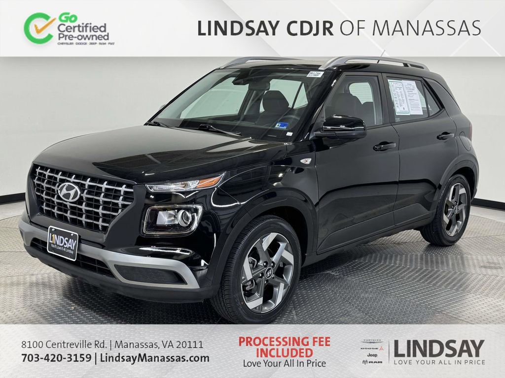 Used 2023 Hyundai Venue SEL w/ Cargo Package FWD image 4