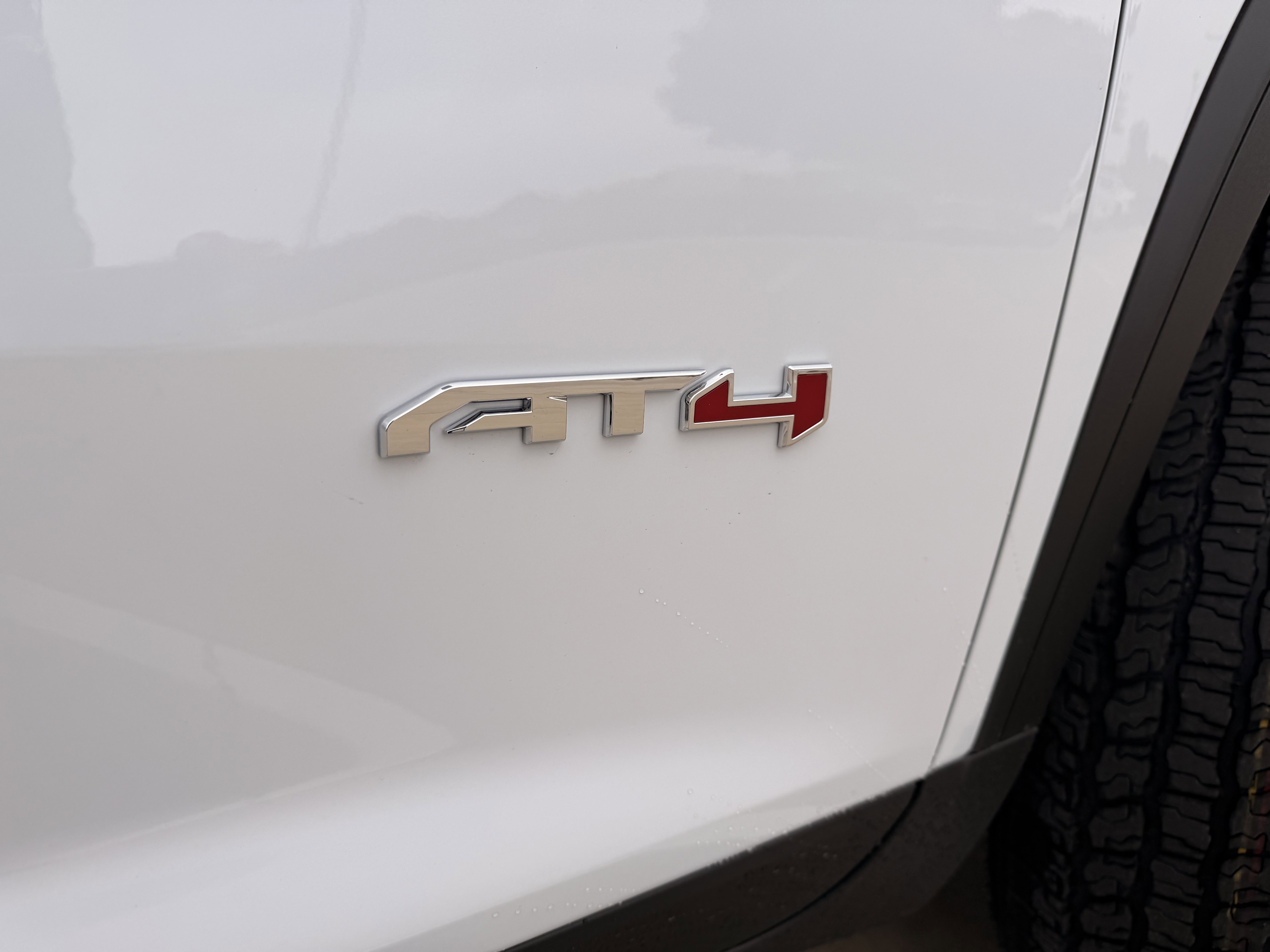 New 2026 GMC Acadia AT4 w/ Luxury Package image 13