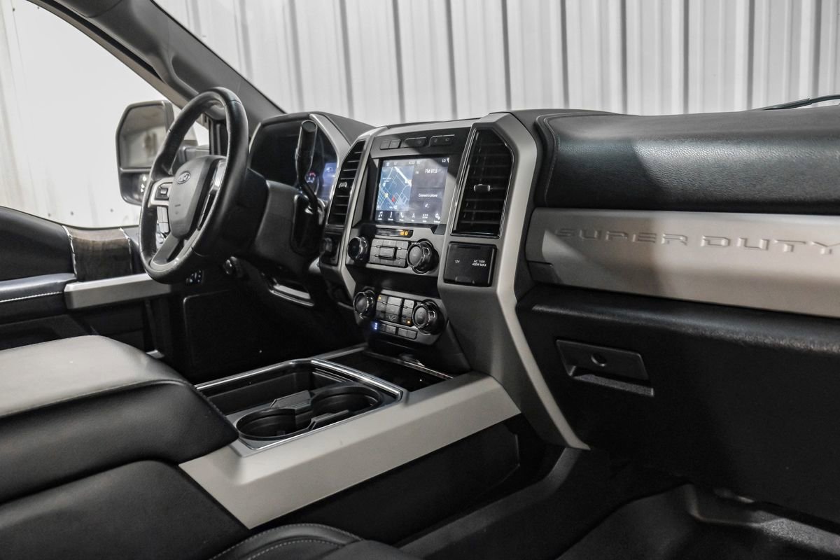 Used 2019 Ford F250 Lariat w/ Lariat Ultimate Package image 12