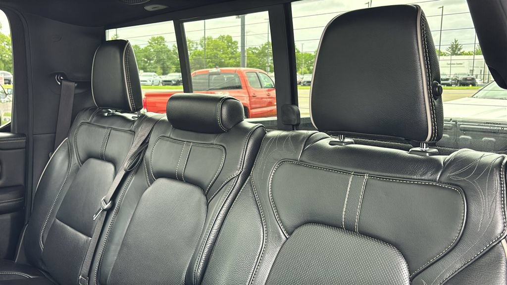 Used 2021 RAM 1500 Limited w/ Body Color Bumper Group AWD/4WD image 29