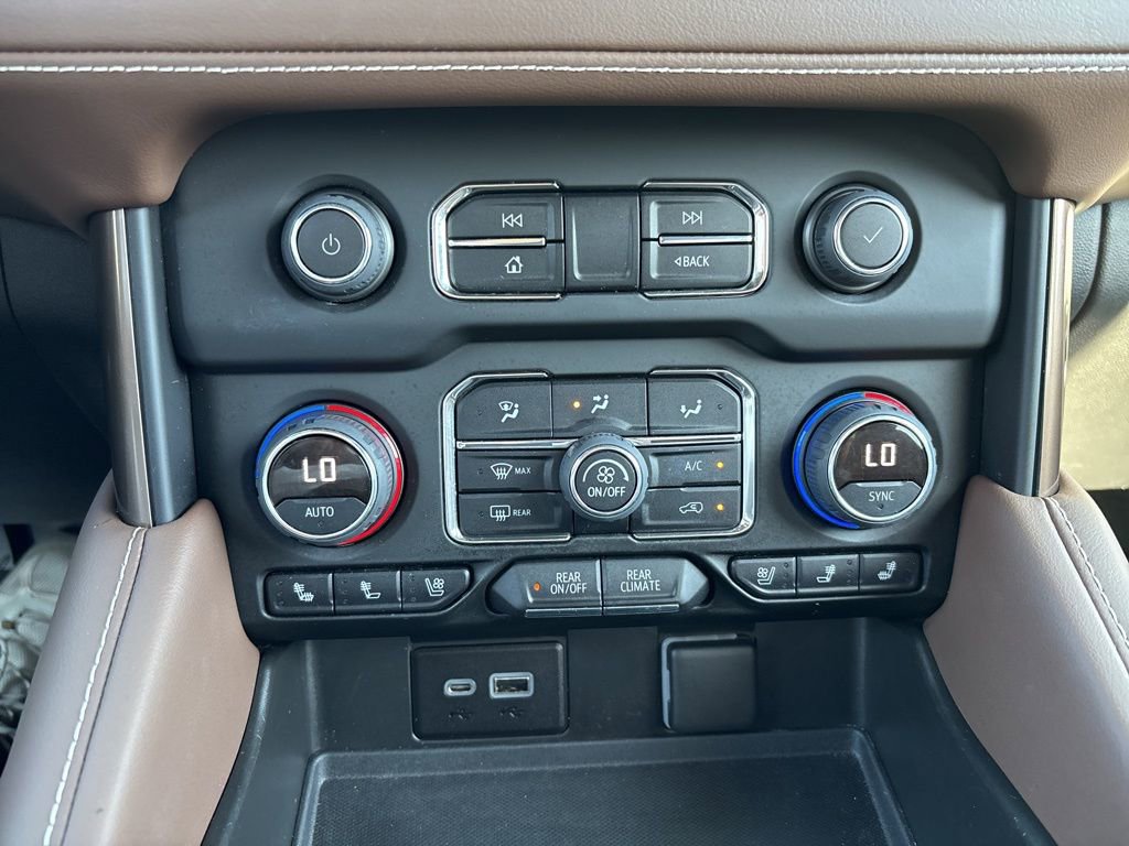 Used 2022 Chevrolet Tahoe High Country image 26