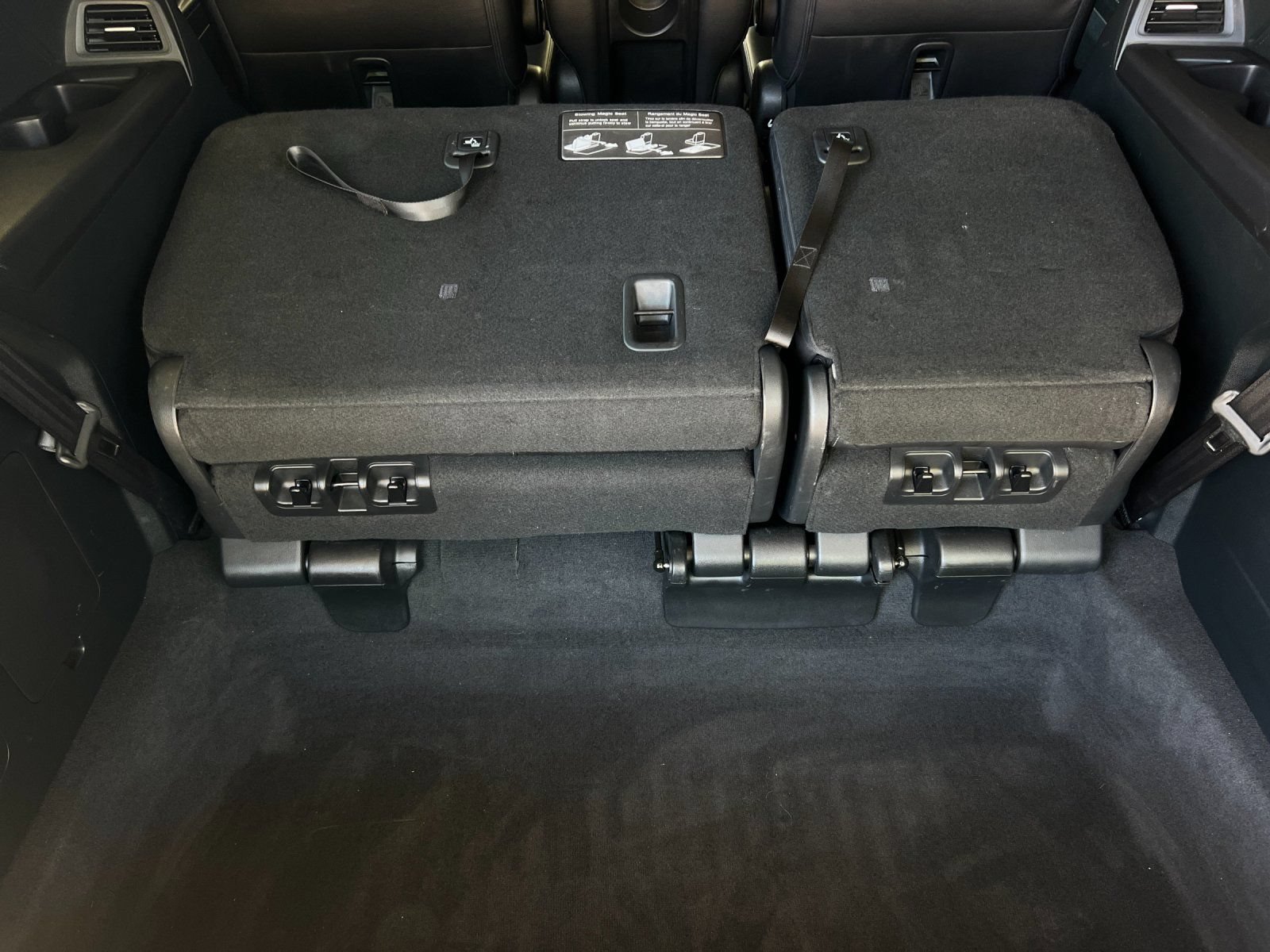 Used 2023 Honda Odyssey EX-L image 16