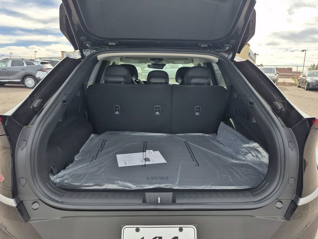 New 2025 Kia EV6 Light w/ Light LR Technology Package image 14