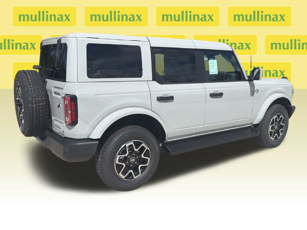 New 2026 Ford Bronco Outer Banks AWD/4WD image 4