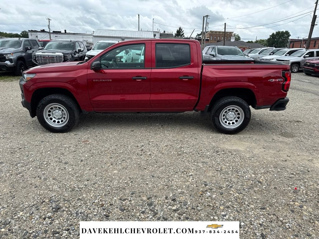 Used 2024 Chevrolet Colorado W/T w/ WT Convenience Package AWD/4WD image 2