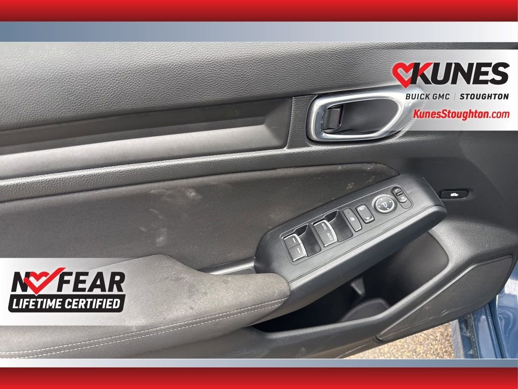 Used 2025 Honda Civic Sport image 19