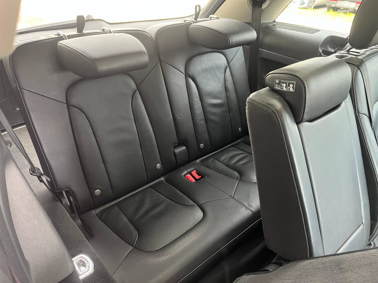 Used 2015 Audi Q7 TDI Premium Plus w/ Premium Plus Package AWD/4WD image 21