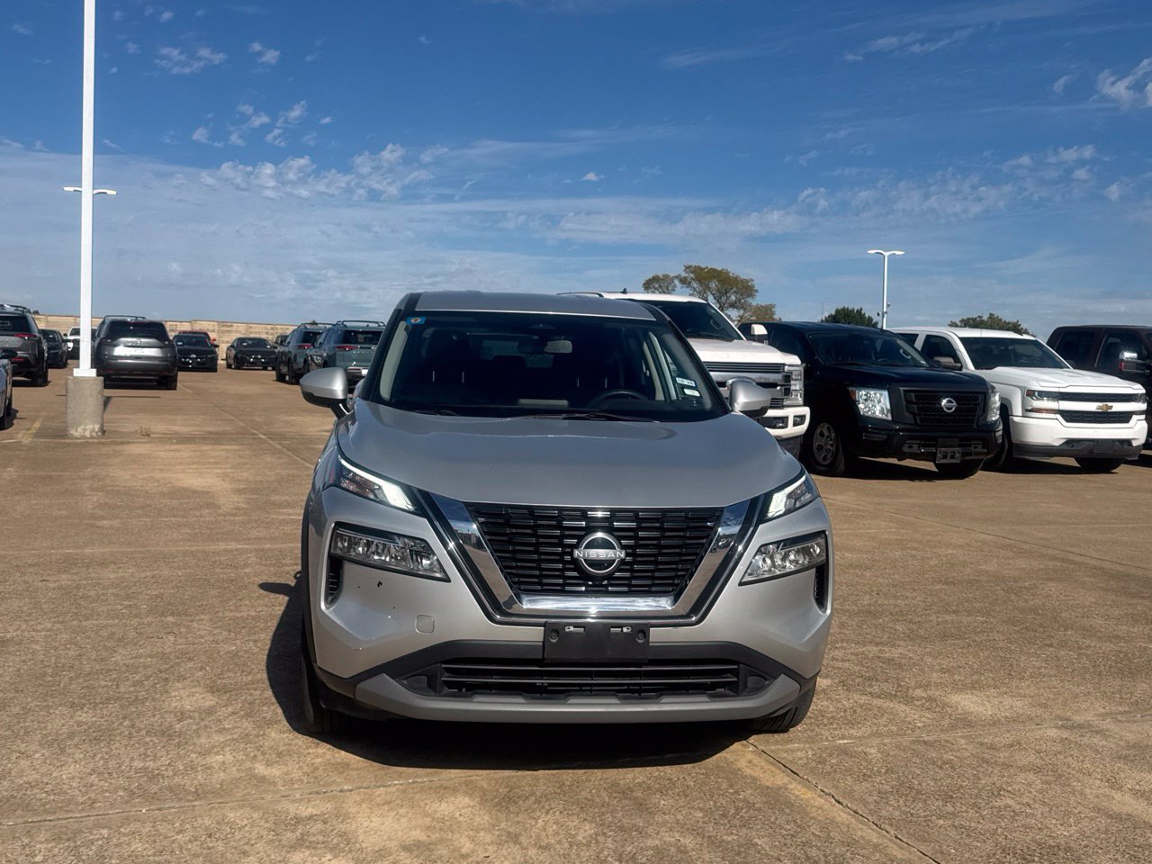 Certified 2023 Nissan Rogue SV FWD image 5