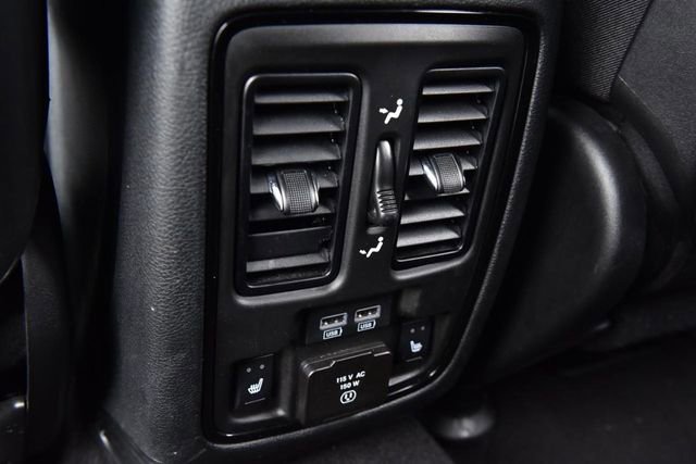 Used 2025 Dodge Durango GT AWD/4WD image 25