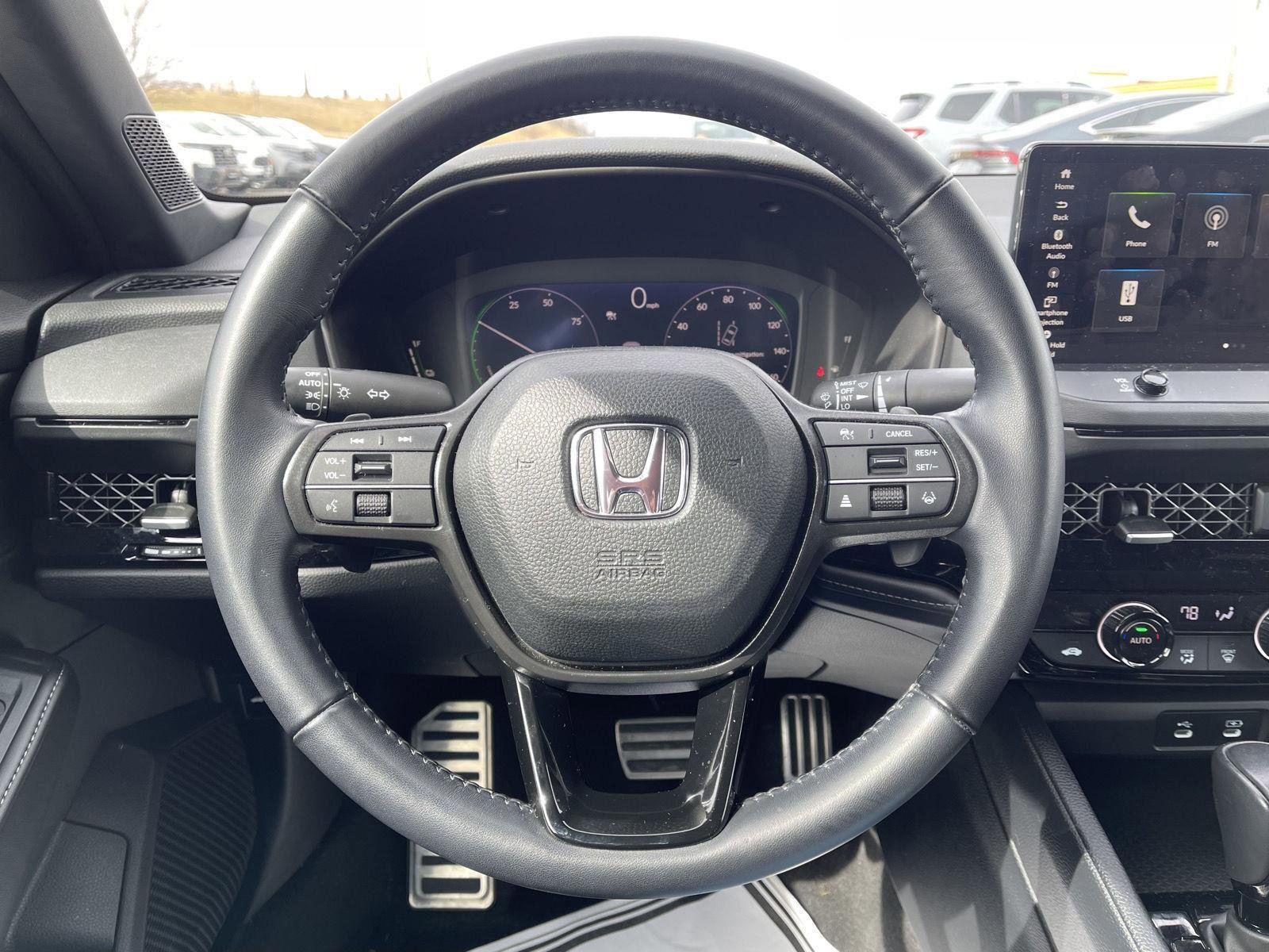 Used 2023 Honda Accord Sport image 6