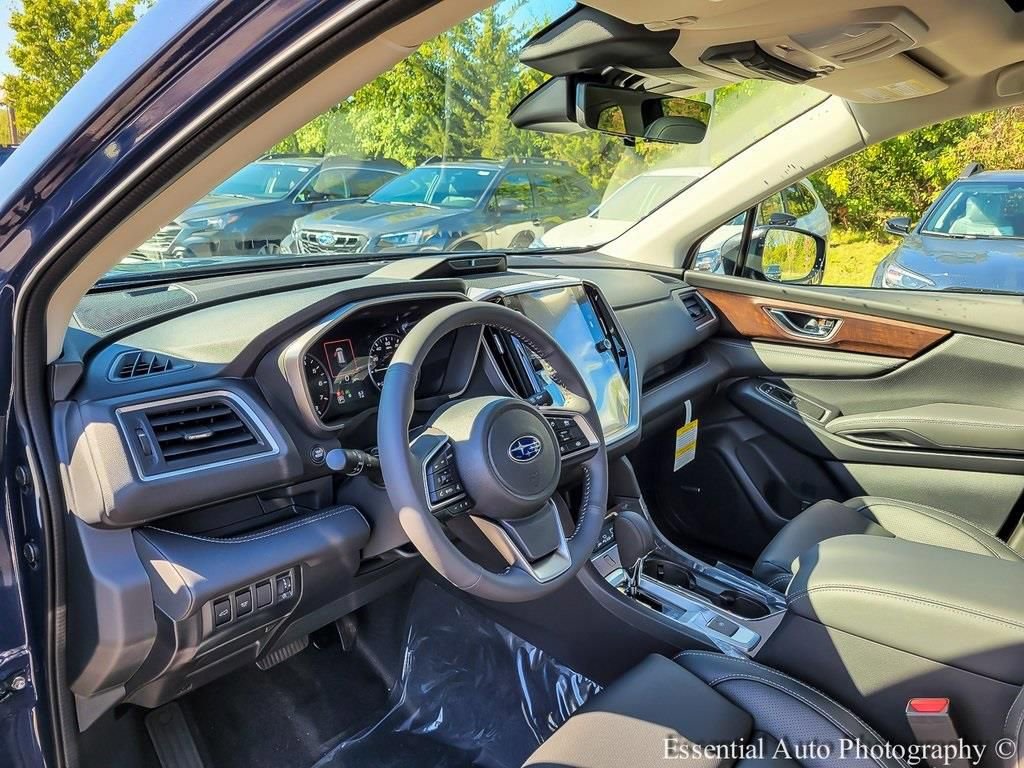 New 2025 Subaru Ascent Touring w/ Popular Package #2 image 9