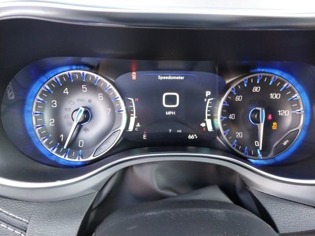 New 2026 Chrysler Pacifica Limited w/ S Appearance Package image 13