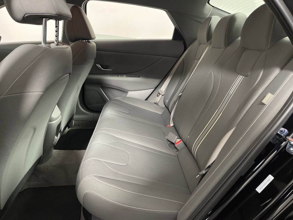 New 2026 Hyundai Elantra Sport image 13