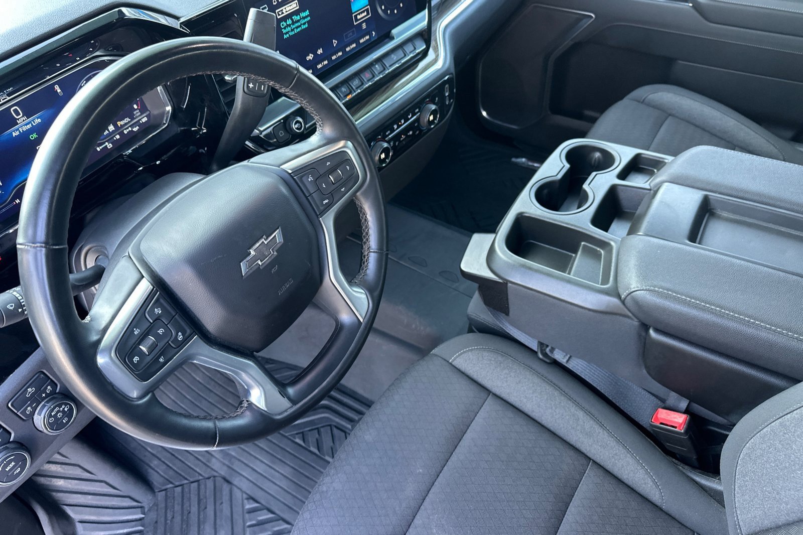 Used 2023 Chevrolet Silverado 1500 LT Trail Boss w/ Protection Package image 11