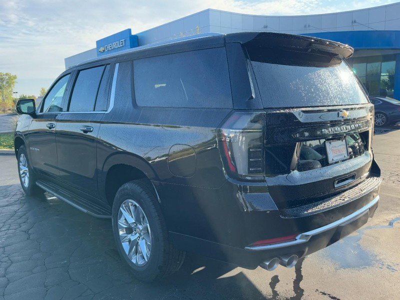 New 2026 Chevrolet Suburban Premier image 34