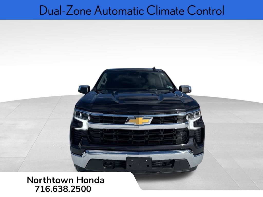Used 2022 Chevrolet Silverado 1500 LT w/ Z71 Off-Road Package image 10