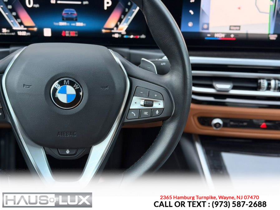Used 2023 BMW 330i xDrive Sedan w/ Premium Package AWD/4WD image 29