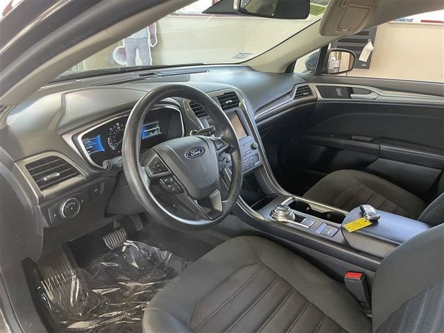 Used 2019 Ford Fusion SE image 26