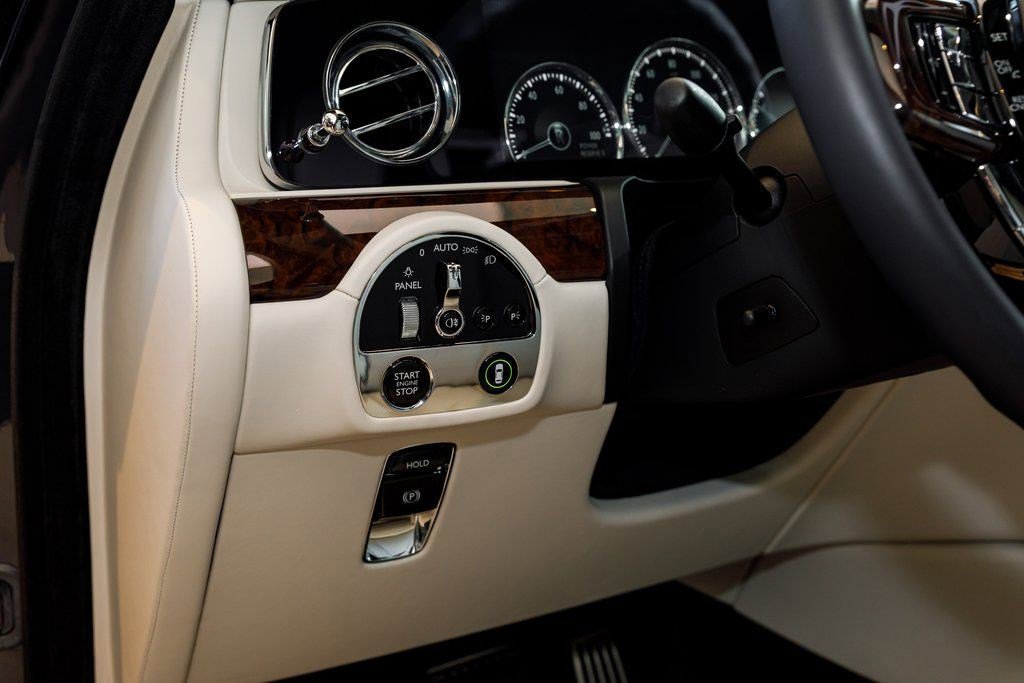 Used 2021 Rolls-Royce Ghost image 27