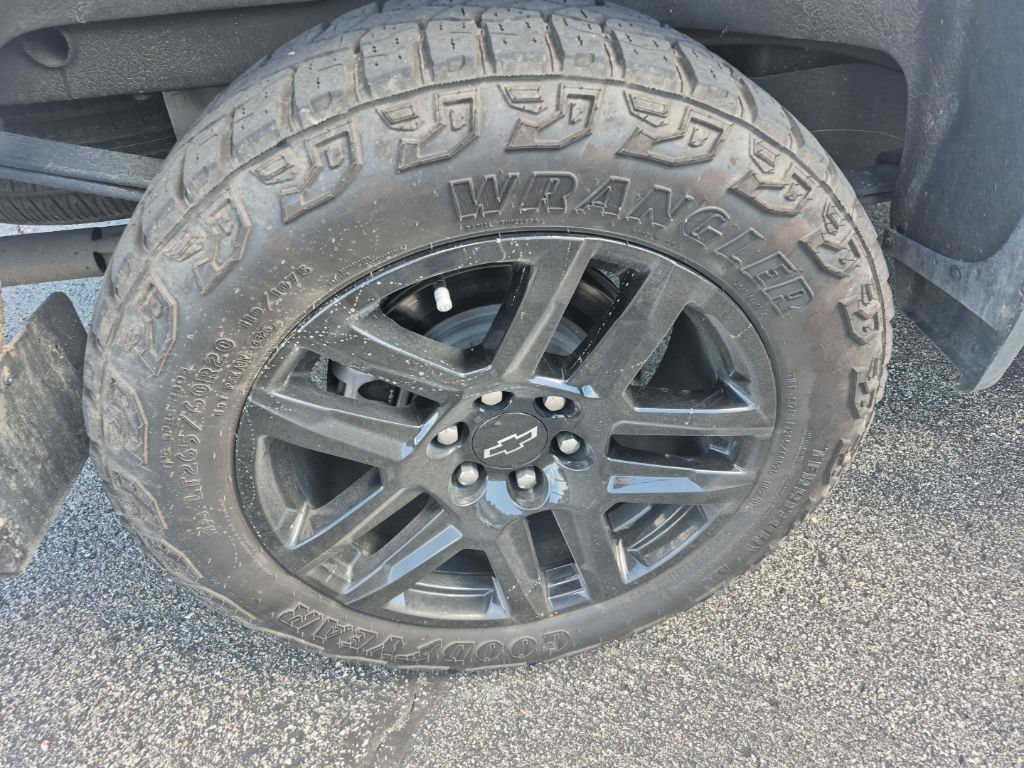 Used 2026 Chevrolet Silverado 1500 LT Trail Boss w/ LT Trail Boss Premium Package AWD/4WD image 9