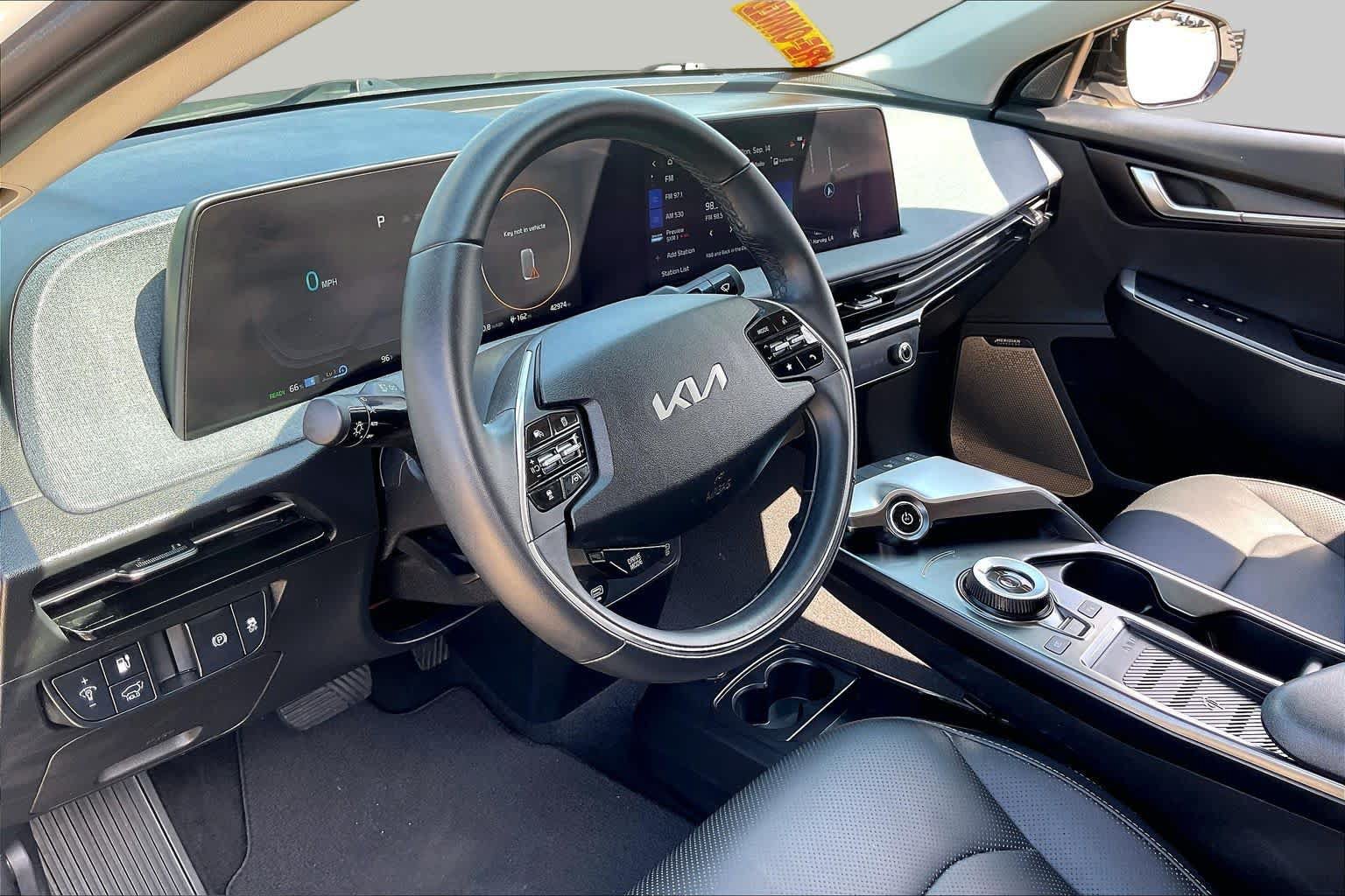 Used 2022 Kia EV6 Wind RWD image 15