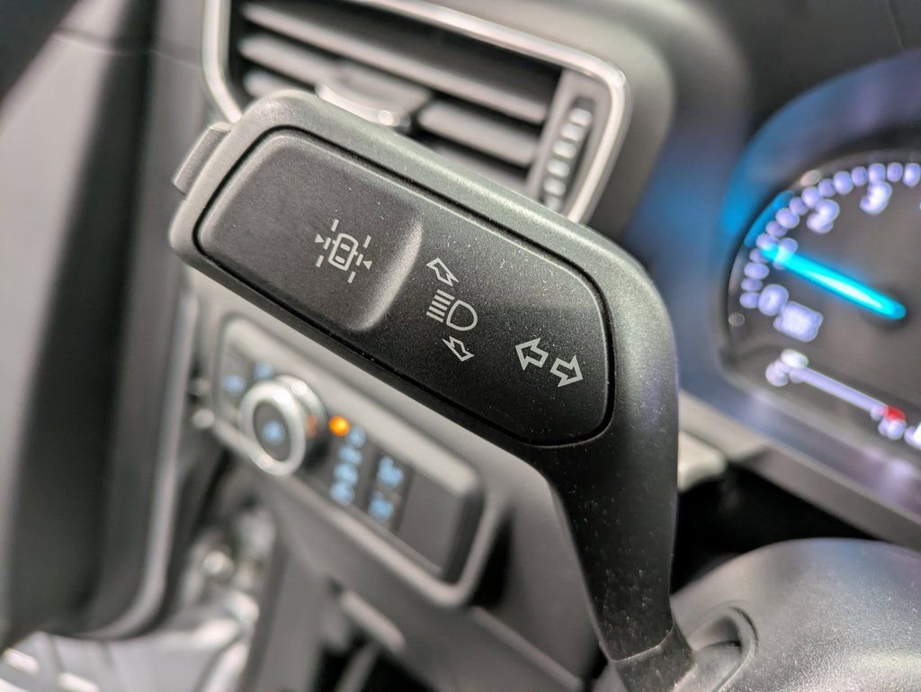 Used 2022 Ford Explorer XLT w/ Equipment Group 202A image 17