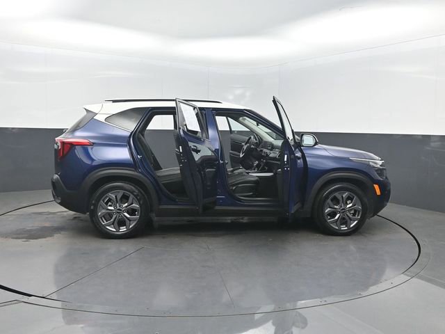 Used 2024 Kia Seltos S FWD image 38