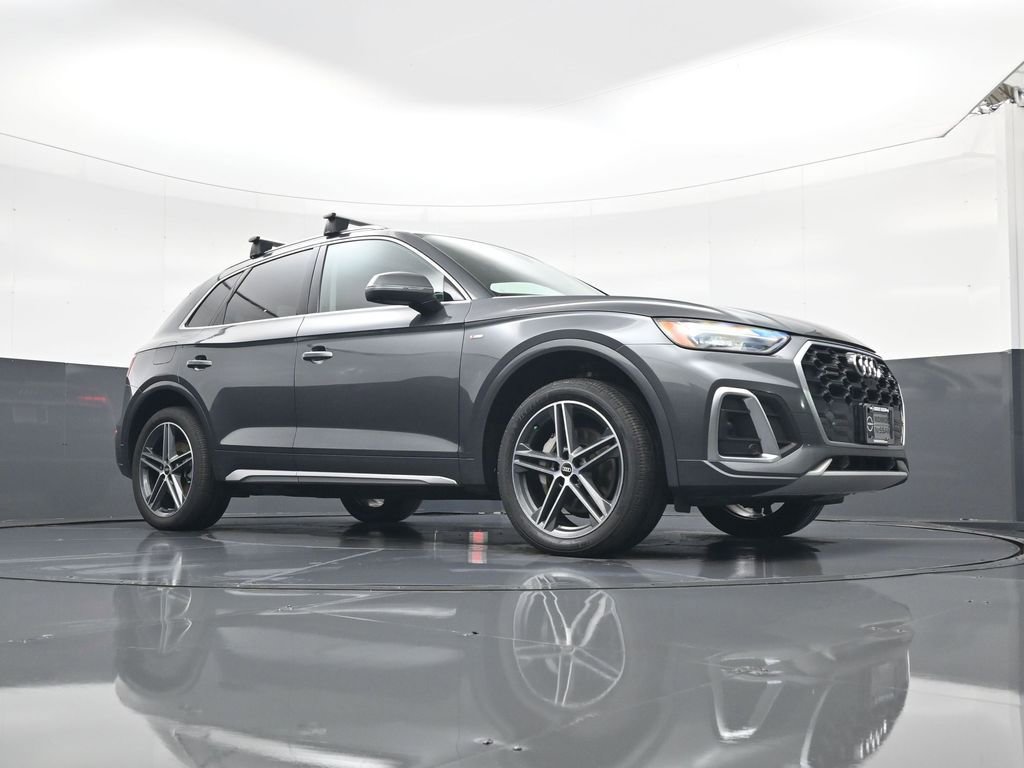 Used 2021 Audi Q5 e Premium Plus w/ Premium Plus Package image 16