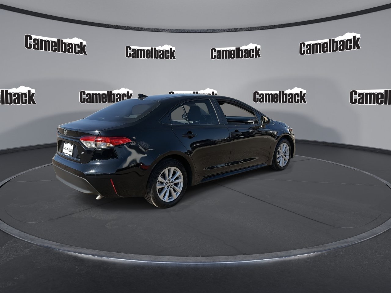 Used 2024 Toyota Corolla LE w/ LE Convenience Package FWD image 7