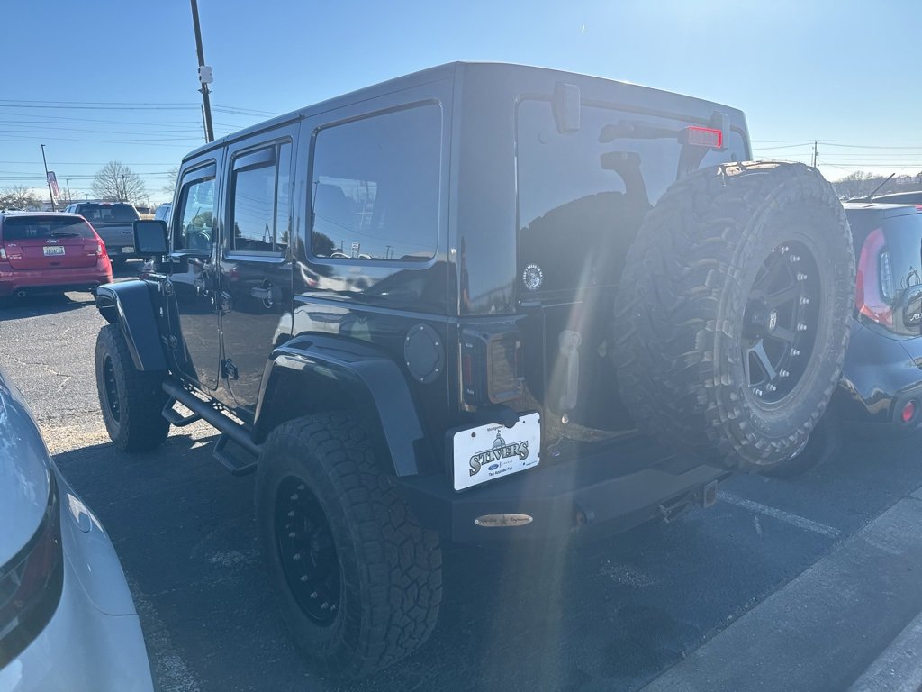 Used 2016 Jeep Wrangler Unlimited Rubicon w/ Dual Top Group image 7