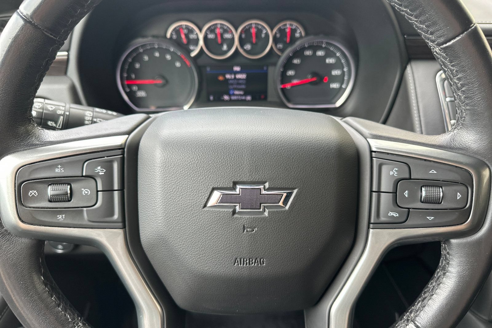 Used 2021 Chevrolet Tahoe Z71 AWD/4WD image 24