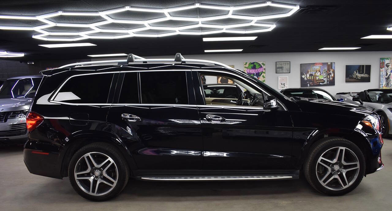 Used 2017 Mercedes-Benz GLS 550 4MATIC image 4