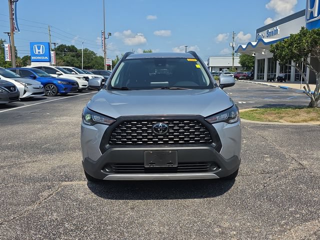 Used 2022 Toyota Corolla Cross LE AWD/4WD image 9