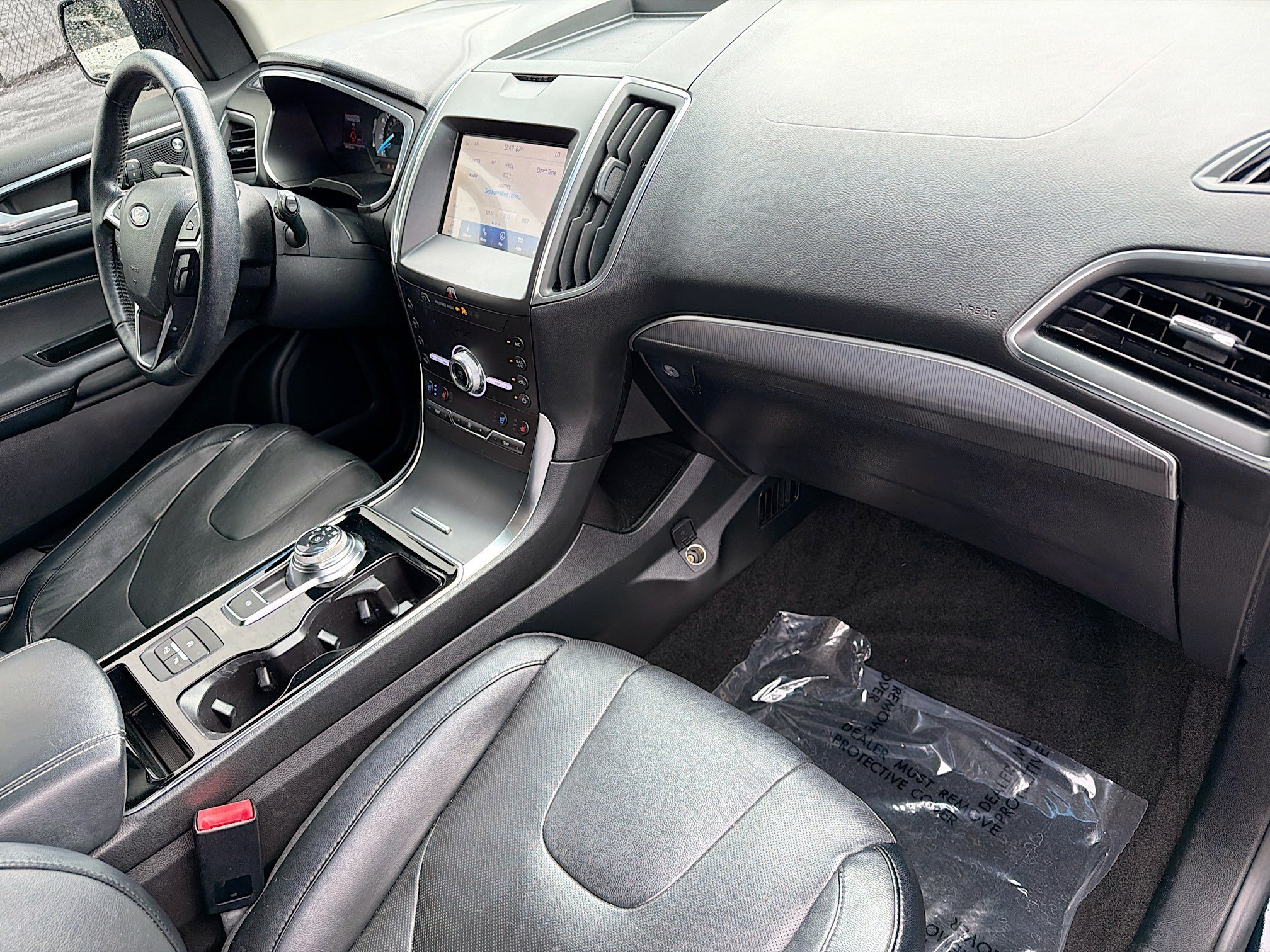 Used 2020 Ford Edge Titanium w/ Equipment Group 301A FWD image 14