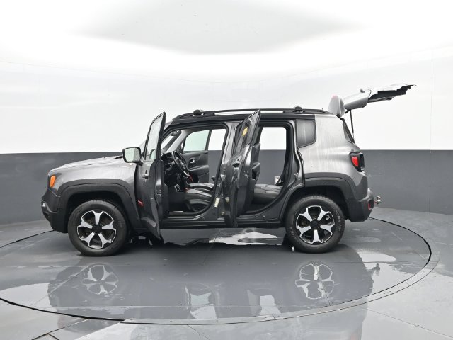 Used 2019 Jeep Renegade Trailhawk AWD/4WD image 31